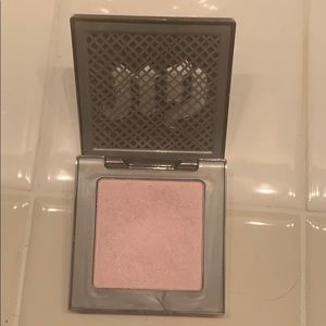 Urban Decay highlighter